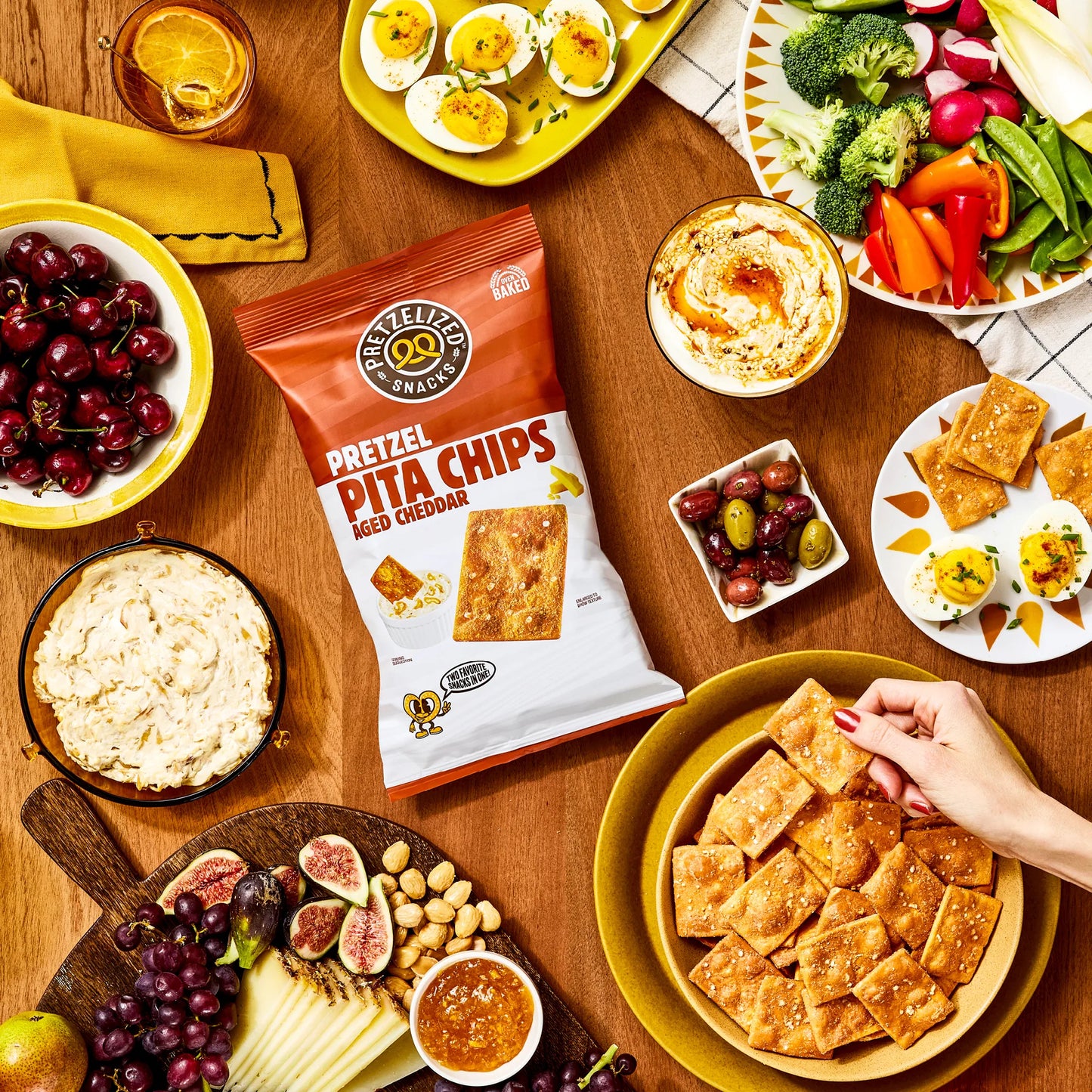 Aged Cheddar Pretzel Pita Chips